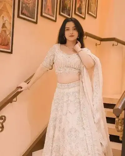 Escort Raebareli